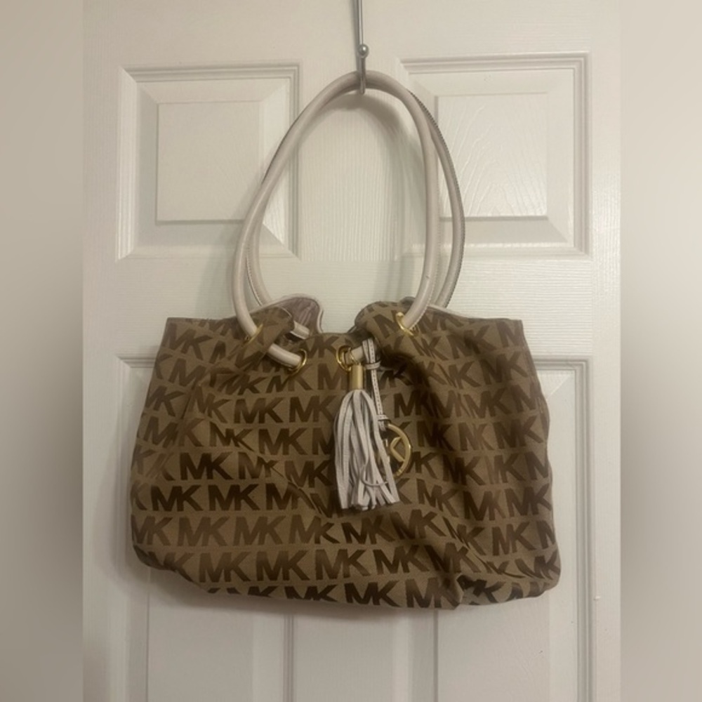 Michael Kors Shoulder Bag